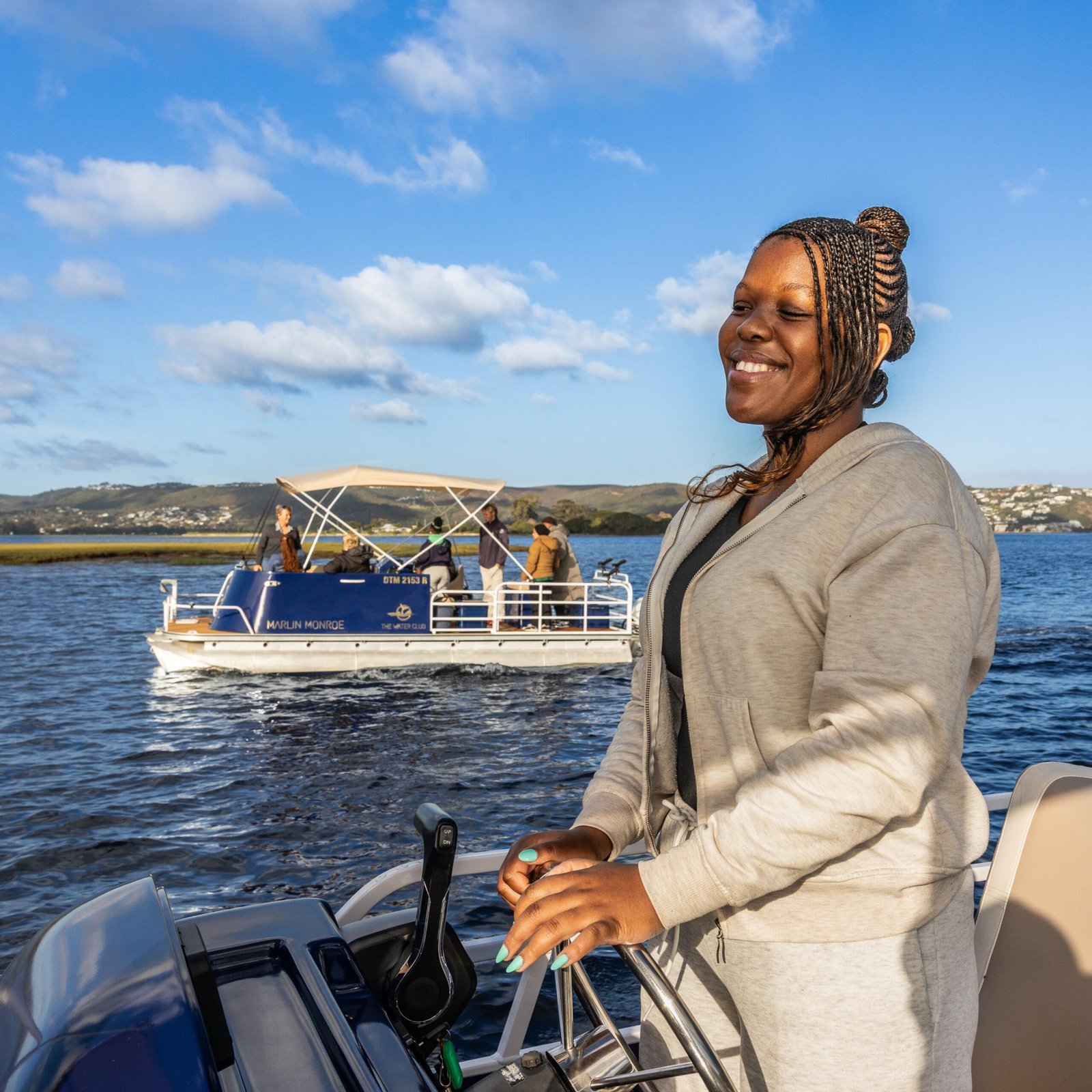 KNYSNA BOAT CRUISE GARDEN ROUTE THE WATER CLUB S32