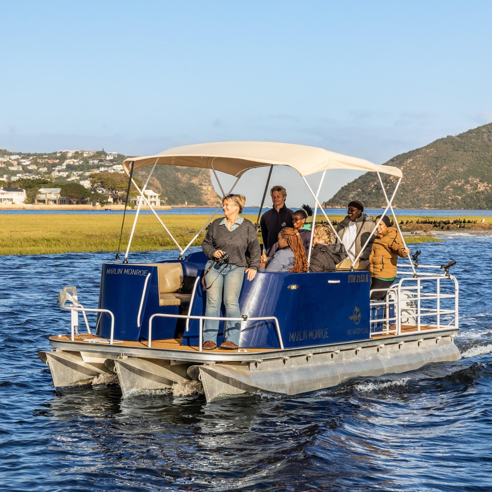 KNYSNA BOAT CRUISE GARDEN ROUTE THE WATER CLUB S4