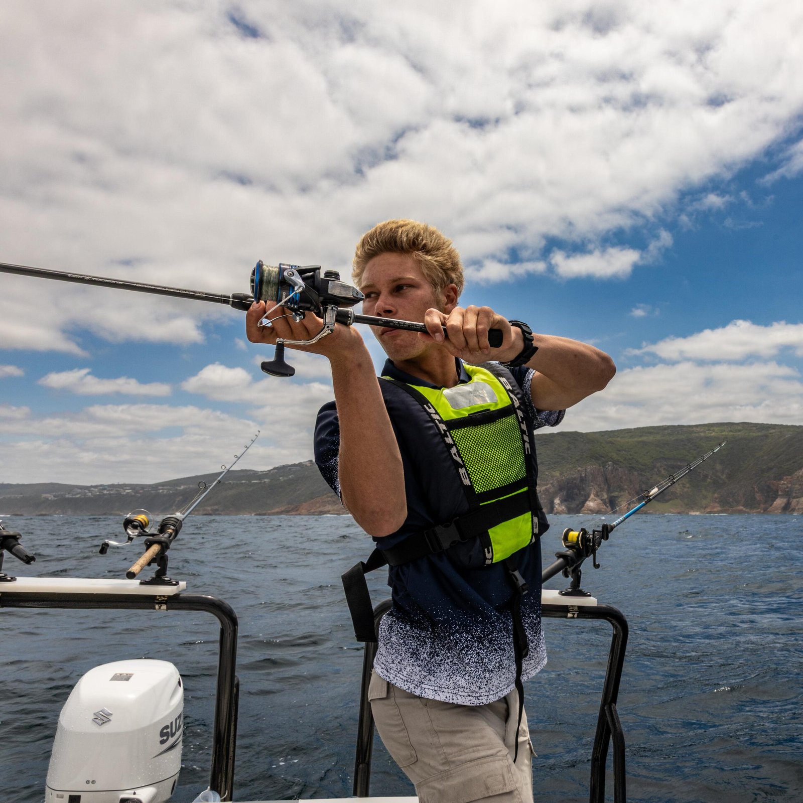 KNYSNA FISHING TRIP GARDEN ROUTE THE WATER CLUB S19