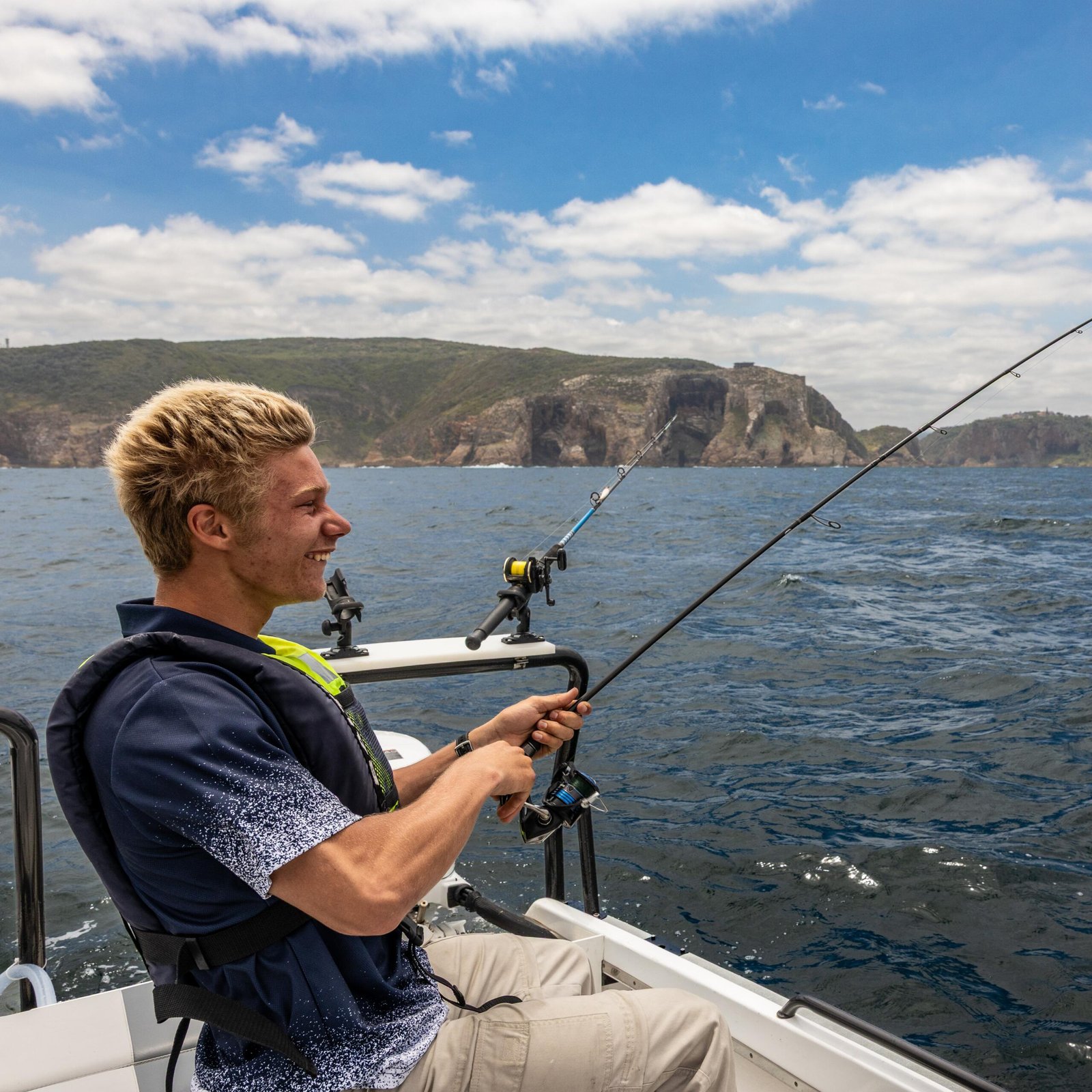 KNYSNA FISHING TRIP GARDEN ROUTE THE WATER CLUB S20