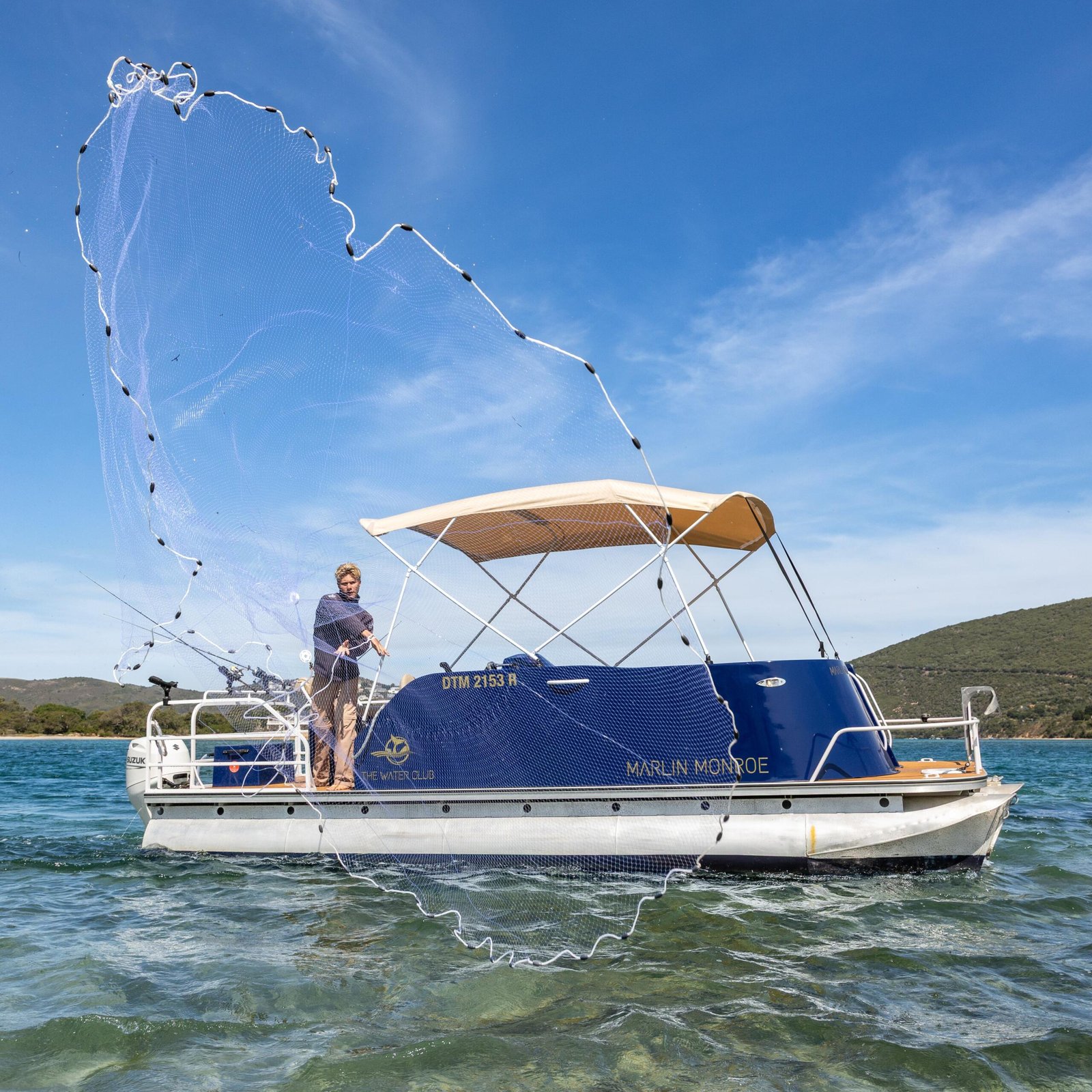 KNYSNA FISHING TRIP GARDEN ROUTE THE WATER CLUB S9