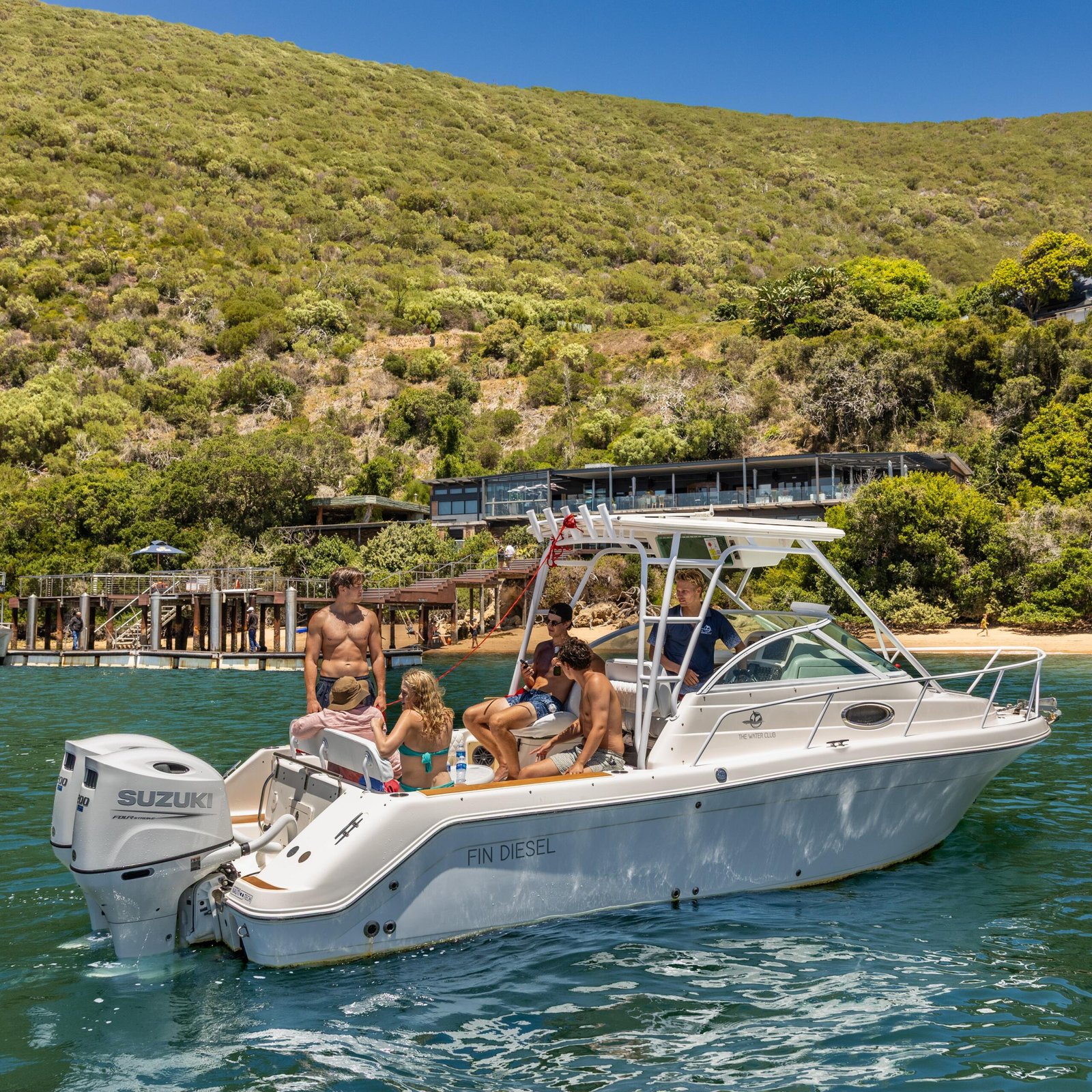 KNYSNA PRIVATE LUXURY BOAT CRUISE GARDEN ROUTE THE WATER CLUB S9