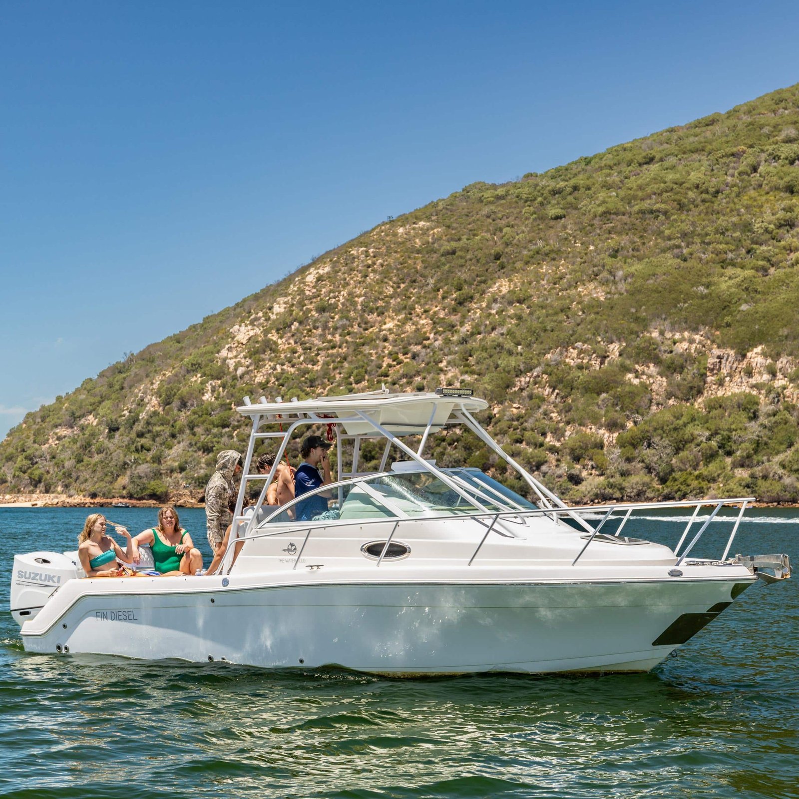 Boat cruise approaching the Knysna Heads on the Knysna Lagoon